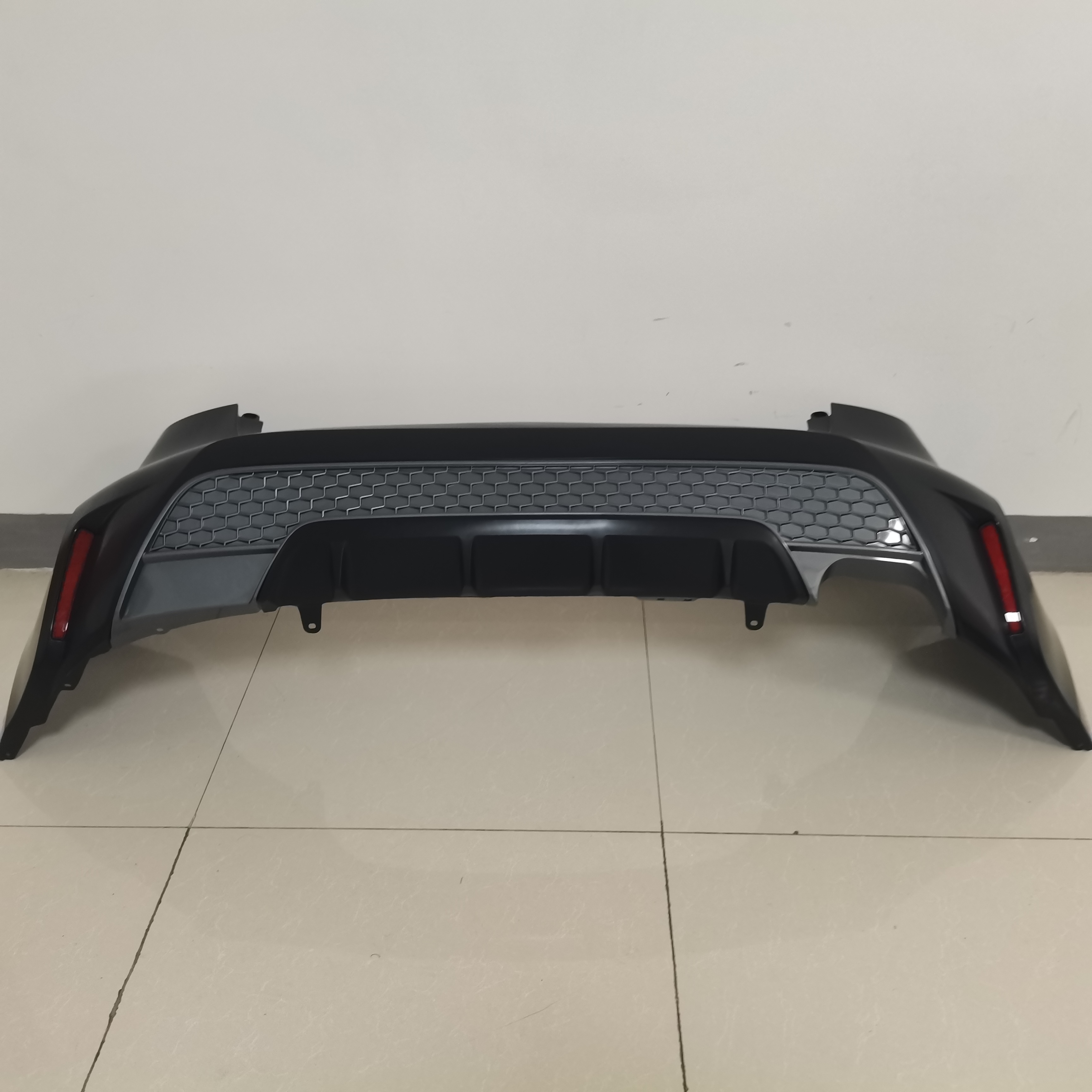 REAR Bumper Cover & REFLECTOR Assembly Kit For 2020 SE Toyota COROLLA 4