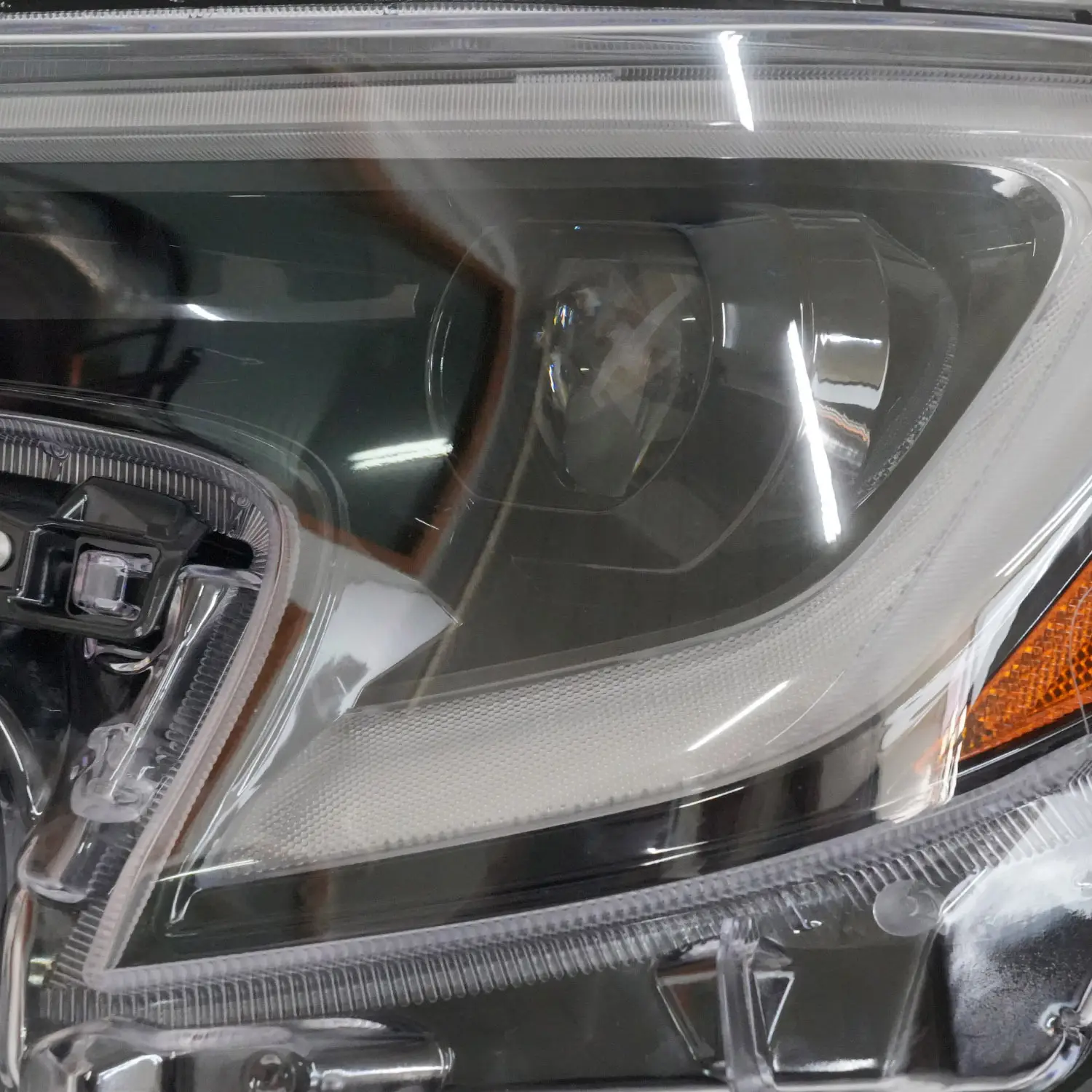 Vehicle Parts Suppliers Solution Provider 3