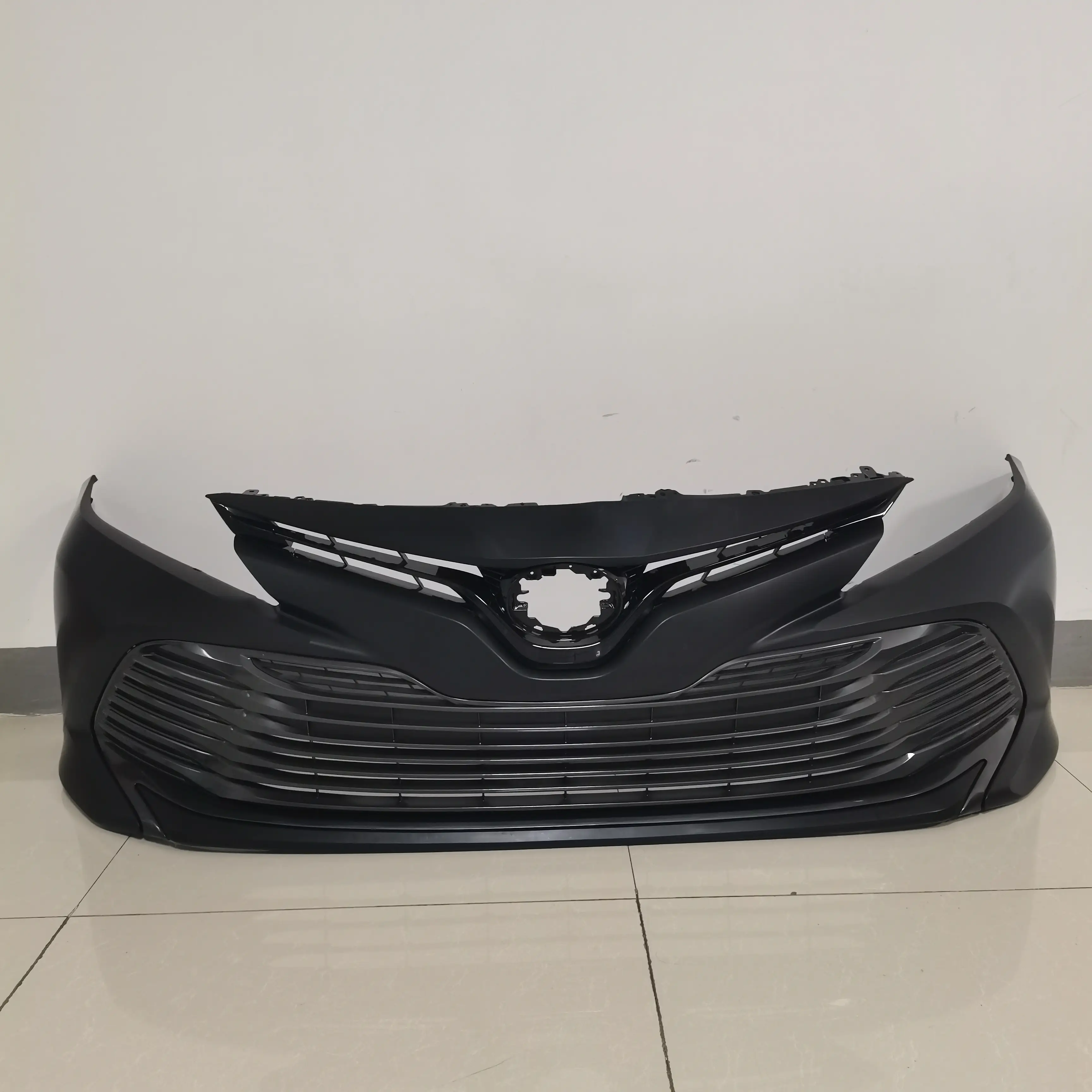 Front Bumper Cover &amp; Grille Assembly Kit For 2018 LE Toyota Camry 1