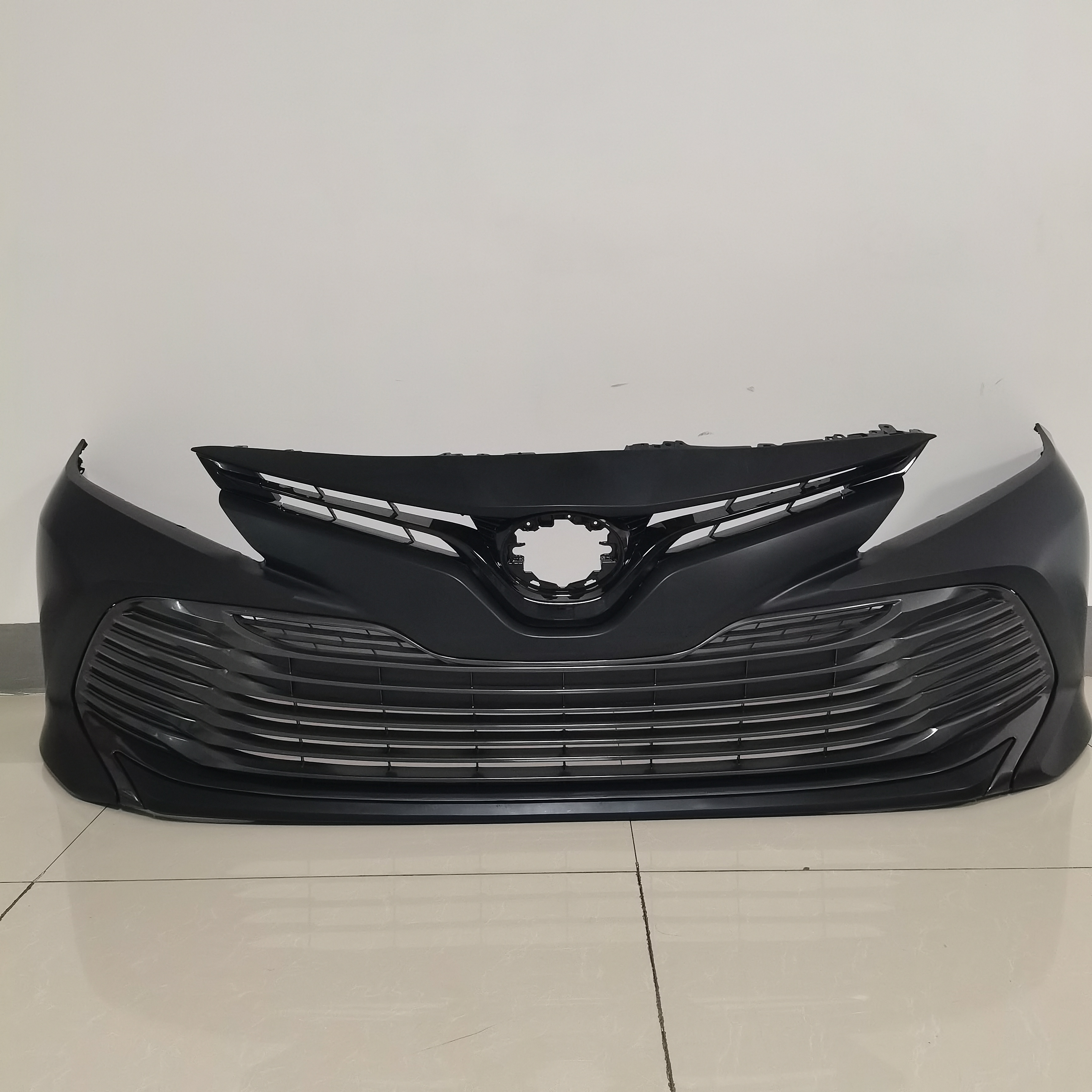 Front Bumper Cover &amp; Grille Assembly Kit For 2018 LE Toyota Camry 3
