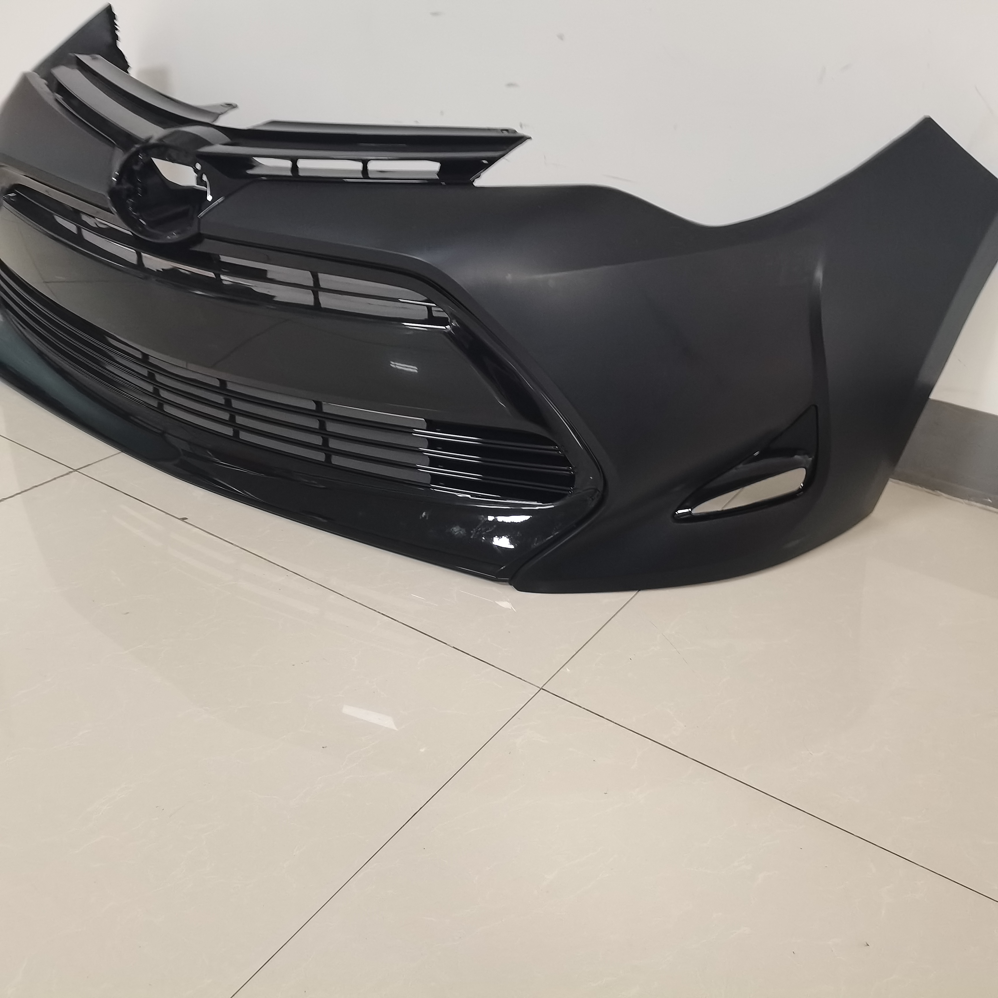 Front Bumper Cover & Grille Assembly Kit For2017LE Toyota COROLLA 5