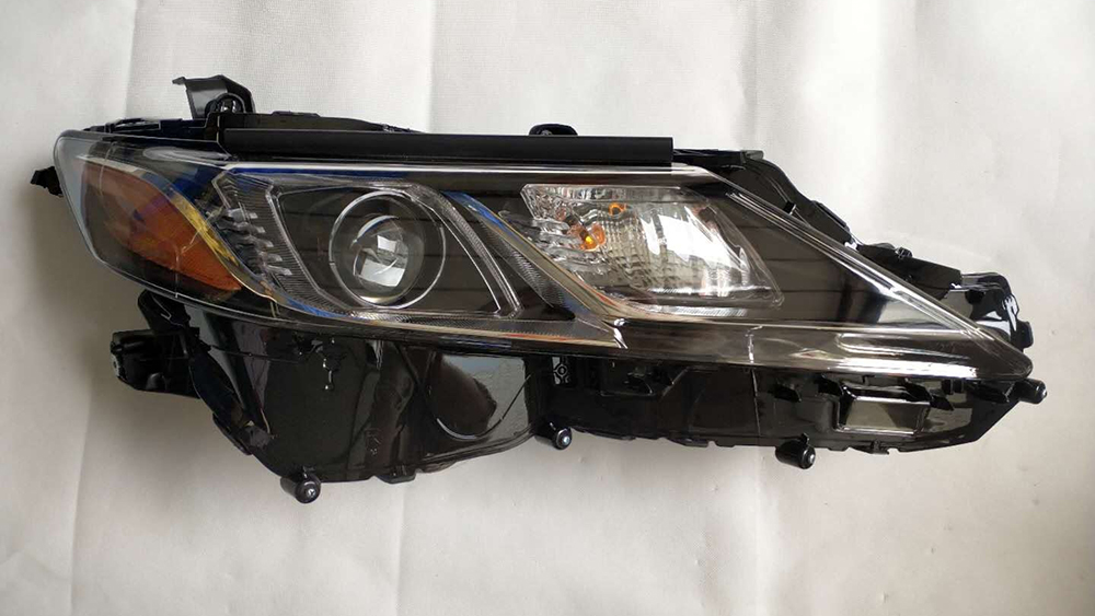 CAMRY 2018 USA SE XSE LED FRONT HEADLIGHTS OEM 81150-06C40/81110-06C40 CAR LIGHTING SYSTEM FRONT LED HEAD LAMPS 4