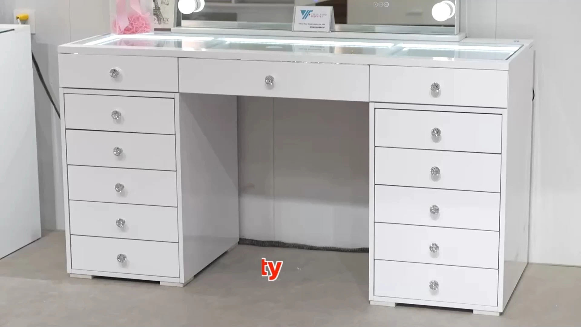 Hot sell most popular white glossy lacquer dressing table vanity desk 7 drawers crystal handle with  bluetooth function big bulb mirror-1755748094405515 1