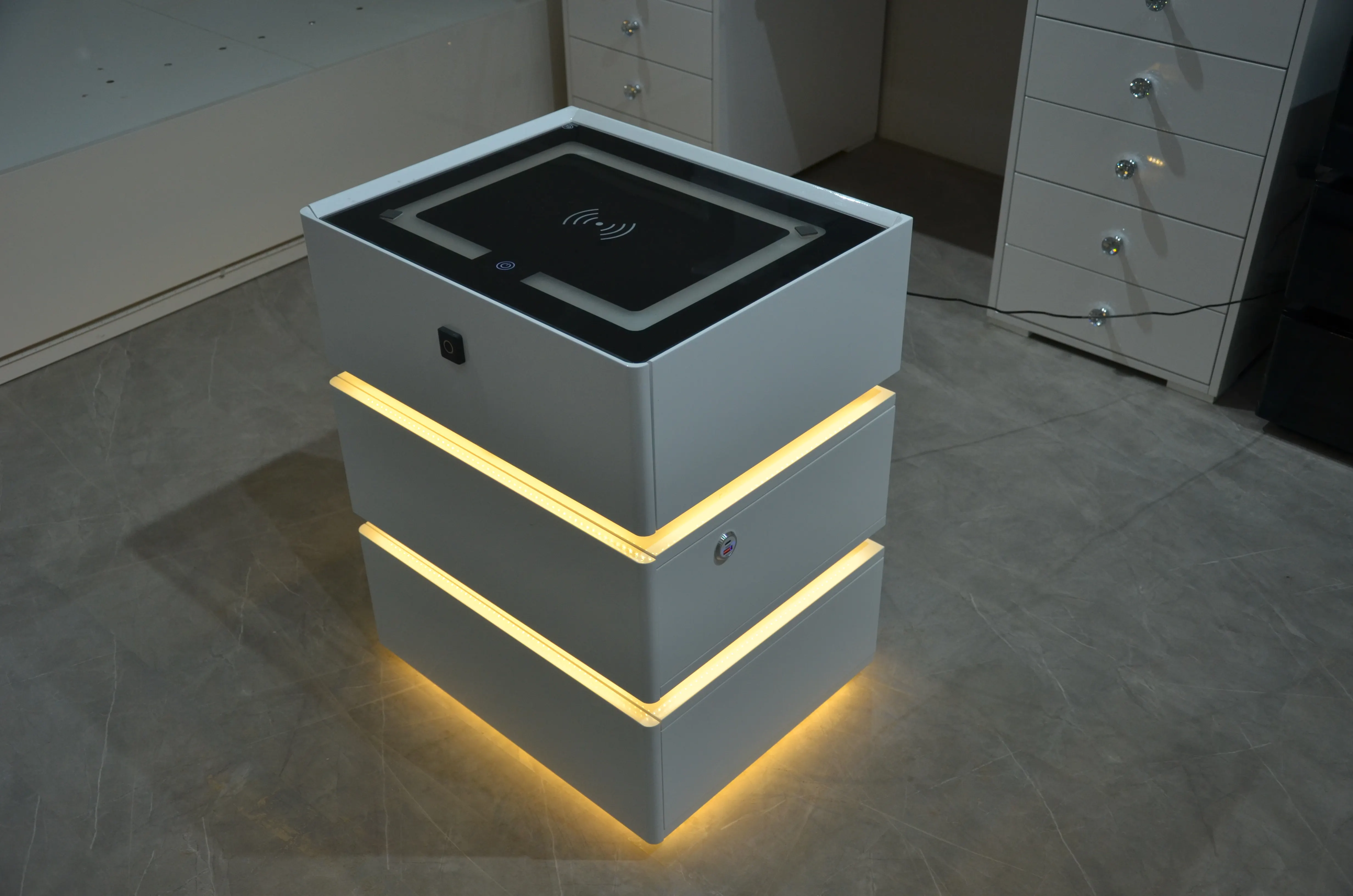 High Quality Bedside Table Company 1