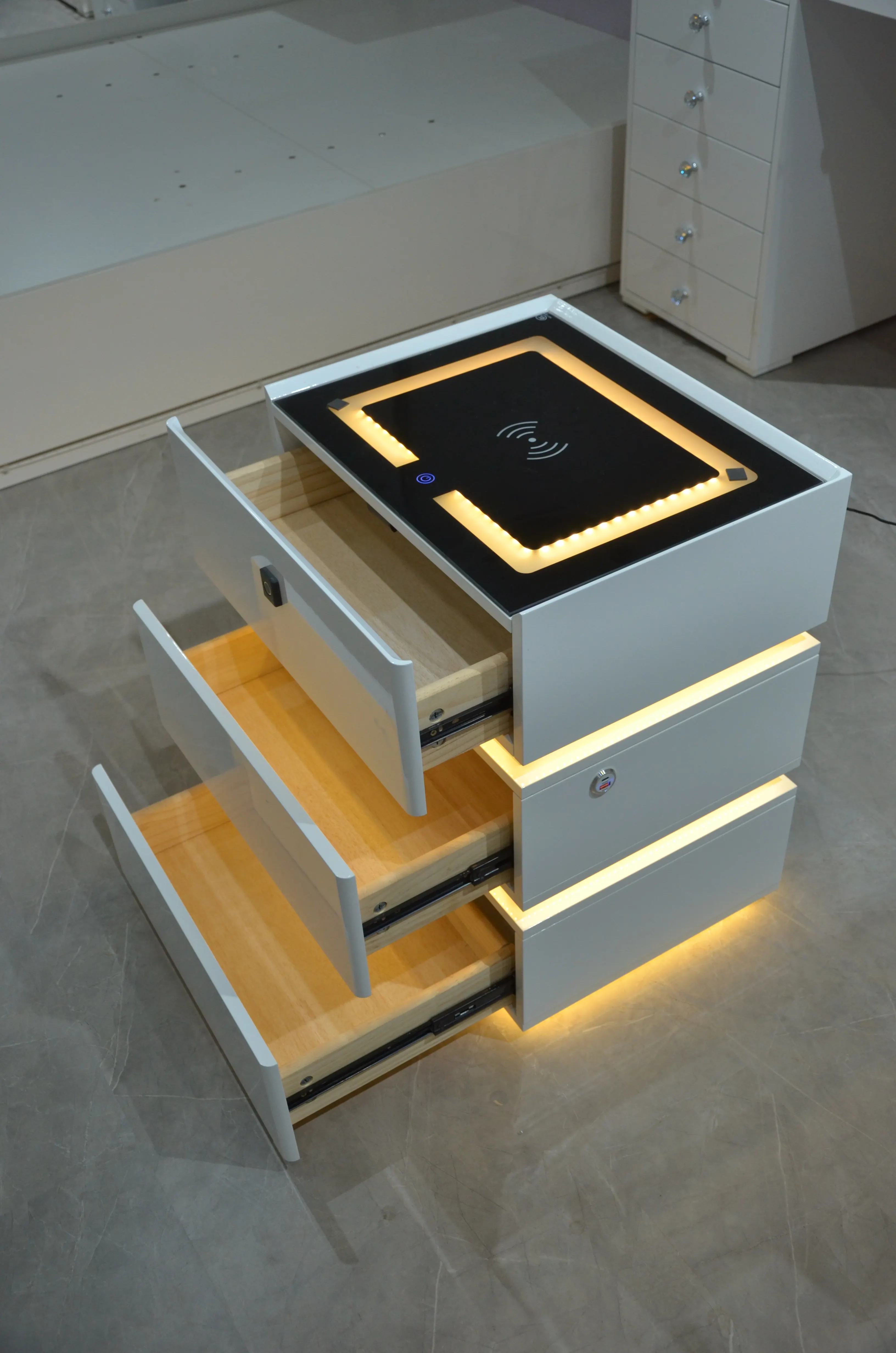 High Quality Bedside Table Company 2