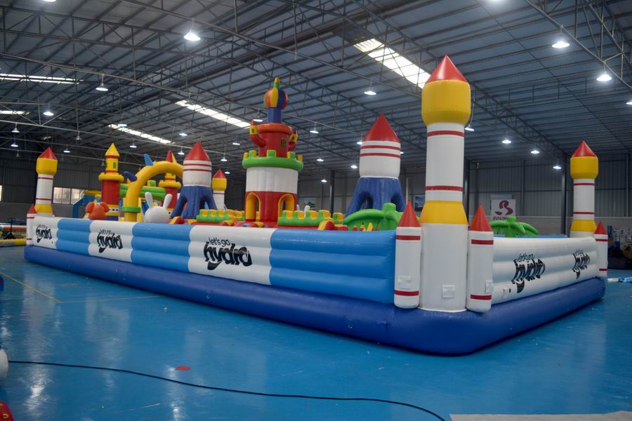 Bouncia -2020 New Design Inflatable Fun City Playground Inflatable Castle Park