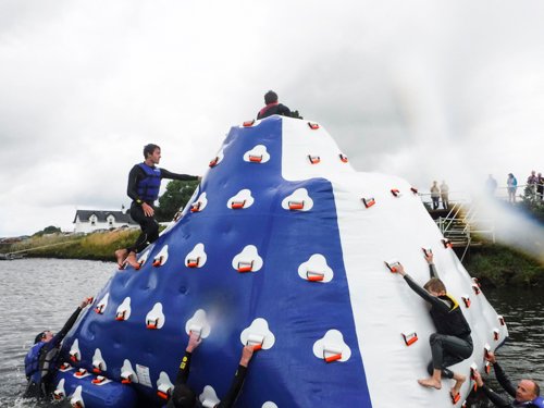 Bouncia  Array image741