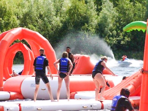 Bouncia  Array image131