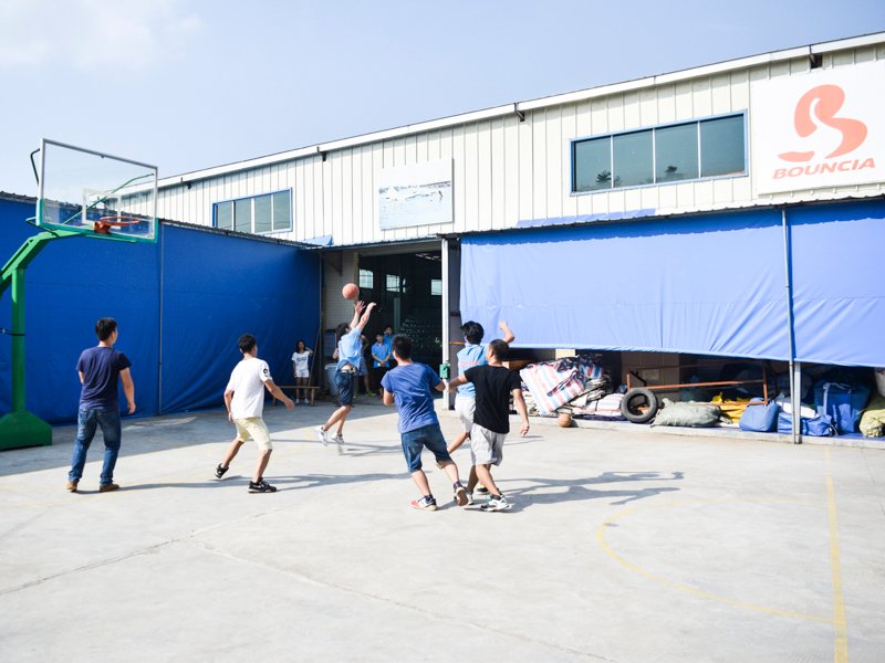 Bouncia  Array image185