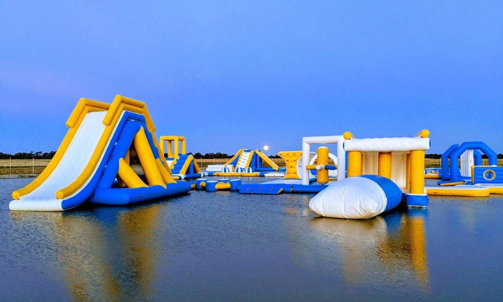 Bouncia  Array image734