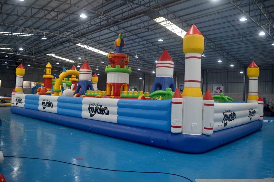 Bouncia -2020 New Design Inflatable Fun City Playground Inflatable Castle Park