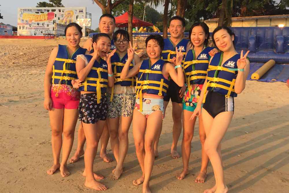 Bouncia  Array image268