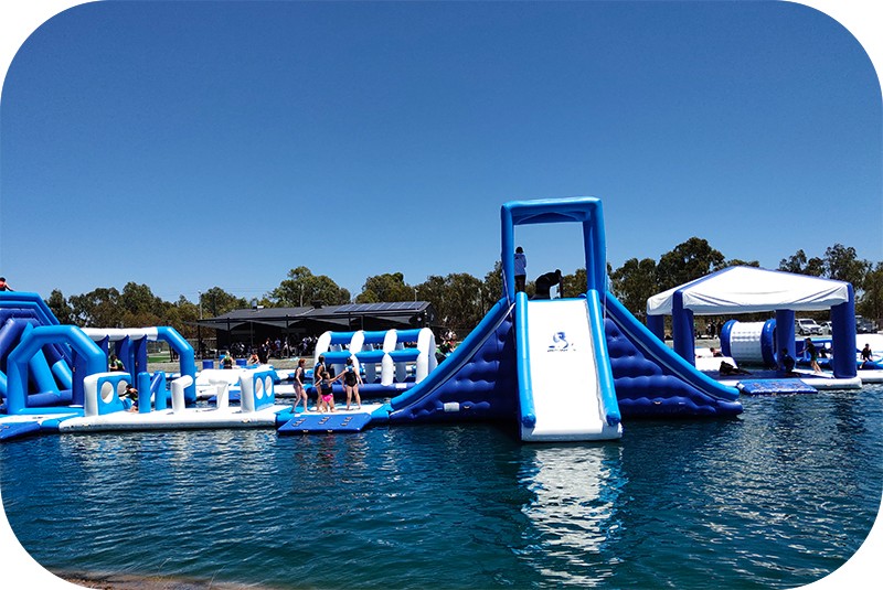 news-How To Choose An Inflatable Water Park Site-Bouncia -img