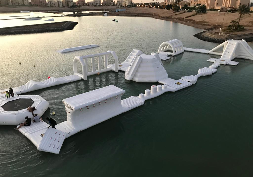 Bouncia  Array image600