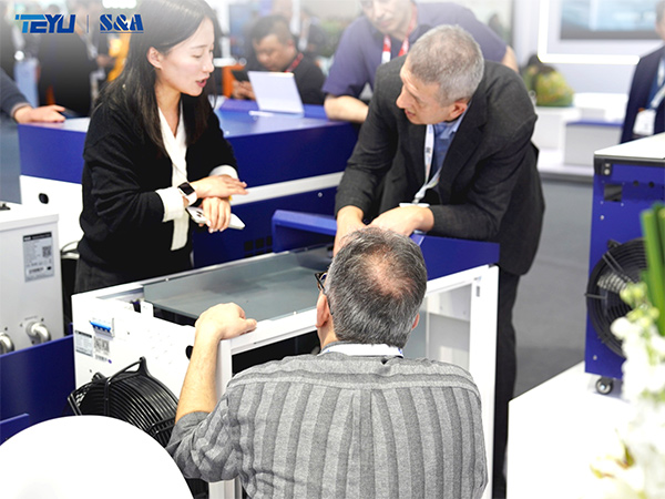 Produttore di refrigeratori TEYU al Laser World of Photonics China 2025