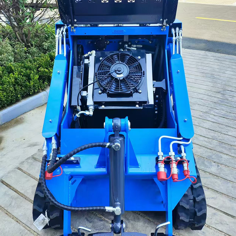ヤンマー ミニスキッドステアローダー 20~25HP コンパクトスキッド ヤンマー ミニスキッドステアローダー 20~25HP コンパクトスキッド