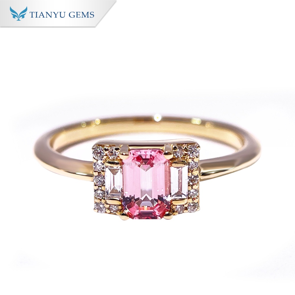 Tianyu Gems Lab-Grown Roze Saffier Verlovingsring Smaragd Geslepen Gouden  Trouwring | Tianyu Gems, image size:1000x1000