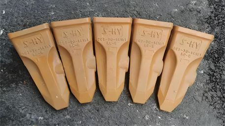 CNC Excavator Bucket Teeth & Wear Parts