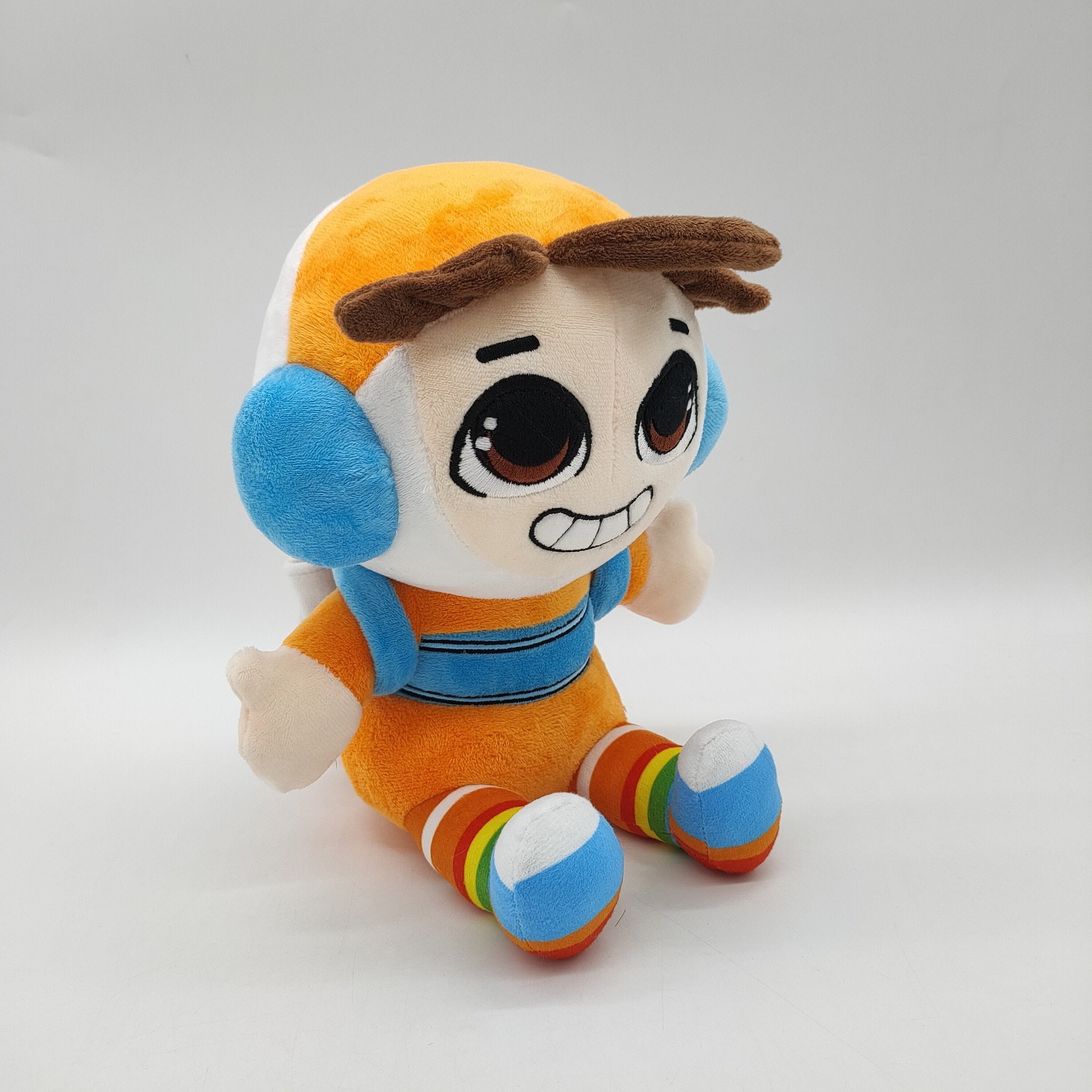 Adorable peluche inspirée de Socksfor1, personnage de dessin animé mignon – Poupée douce de 20