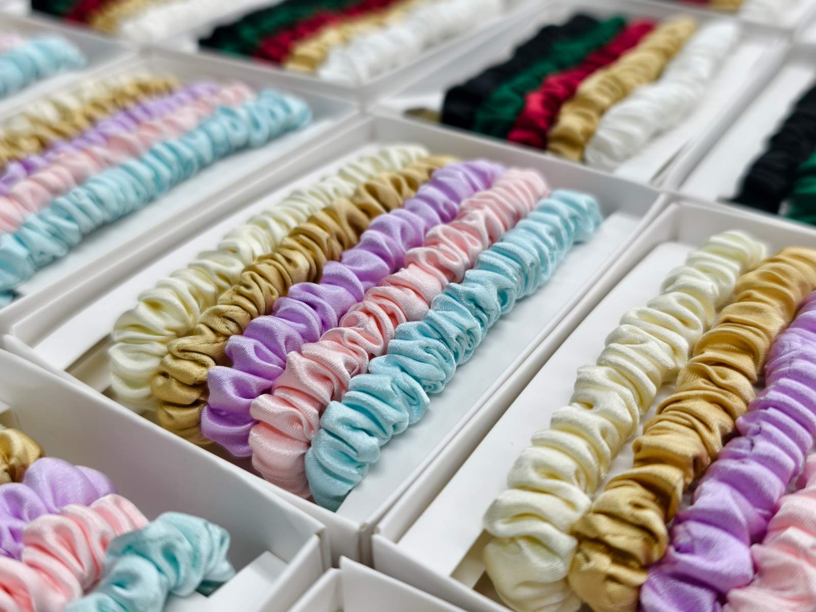 DOCSUN Wholesale Silk Scrunchies Factory Floor Manufacturing Process