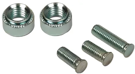 Katta oyinchoqlar bilan BDSM