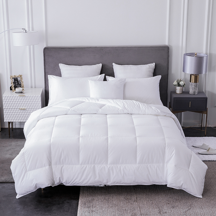 hotel luxury down comforter 